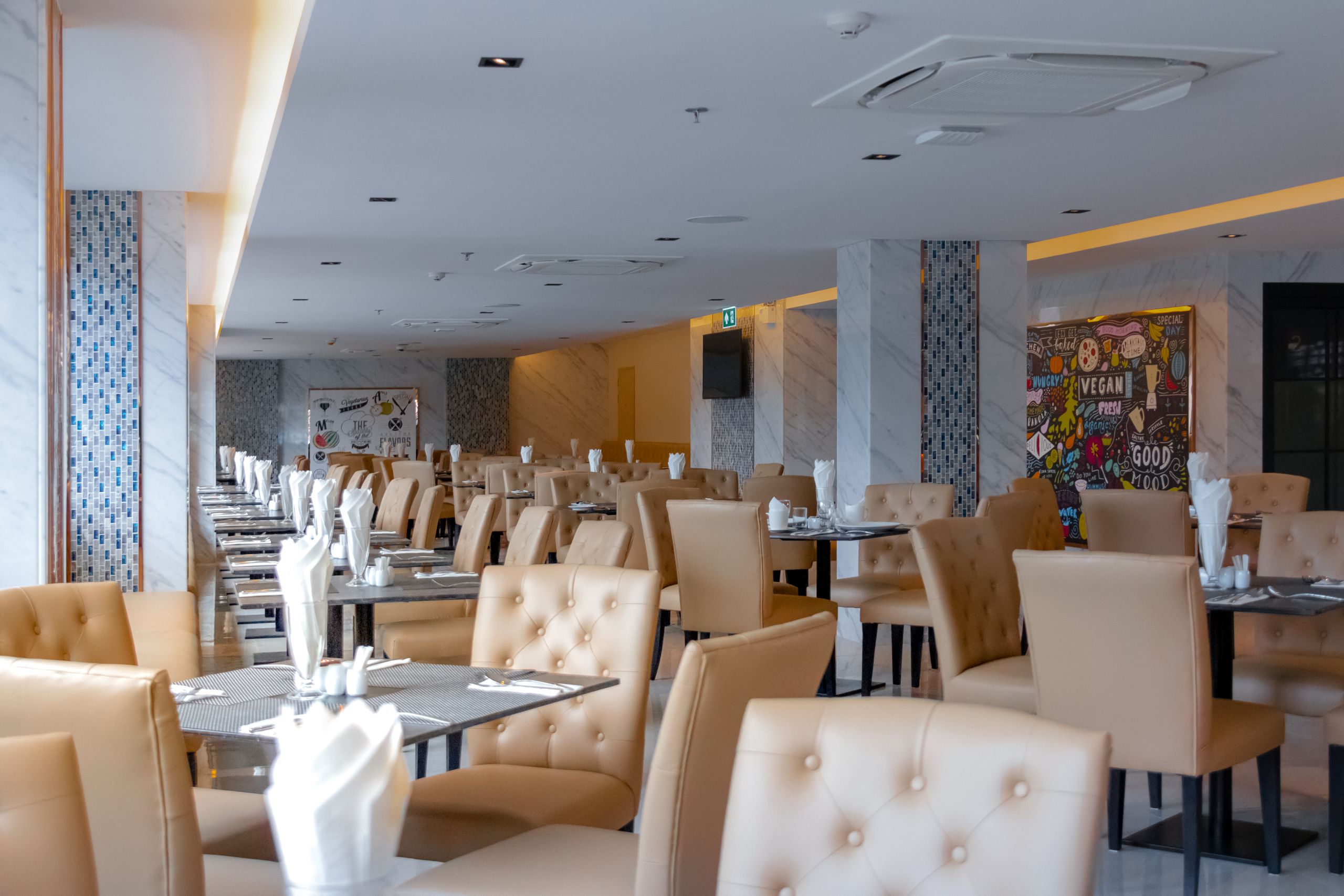 Glow Hotel Pattaya gallery image